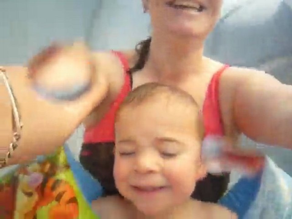 coco dans le toboggan