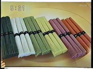 カラフルな福井県の麺