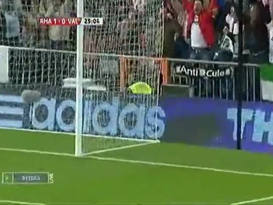 Real Madrid 1-0 Valence but de higuin 18/04/10