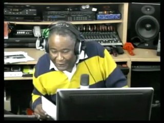 New Oprah Bio, 1/3 Snoop On Lovers, Teen Girls Commit Fatal