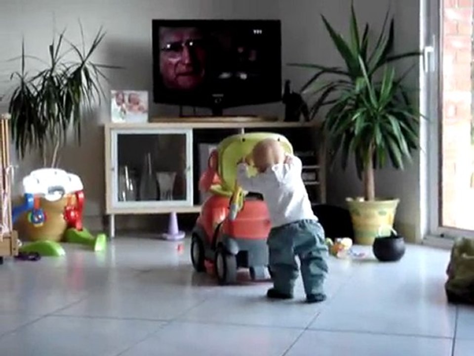 les 1ers pas d'abi avec le camion pousseur