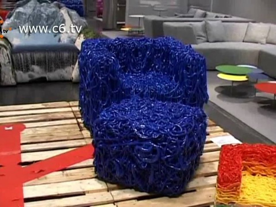 Mobile 2010.Gaetano Pesce e la poltrona 'Senza Fine'