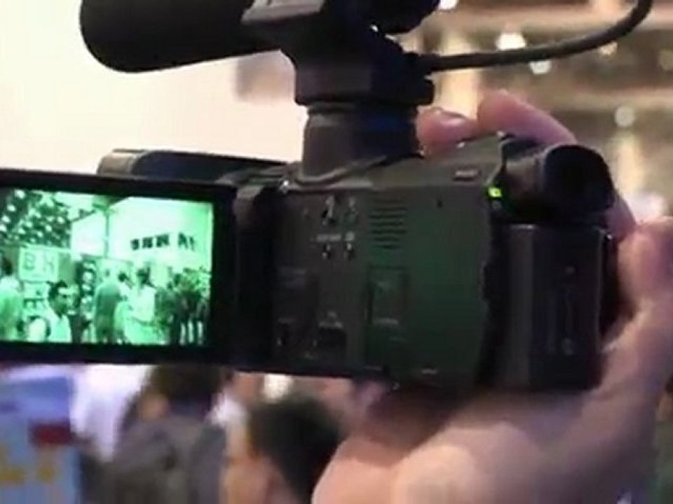 Sony Professional - Bill Drummond - HXR-MC50E