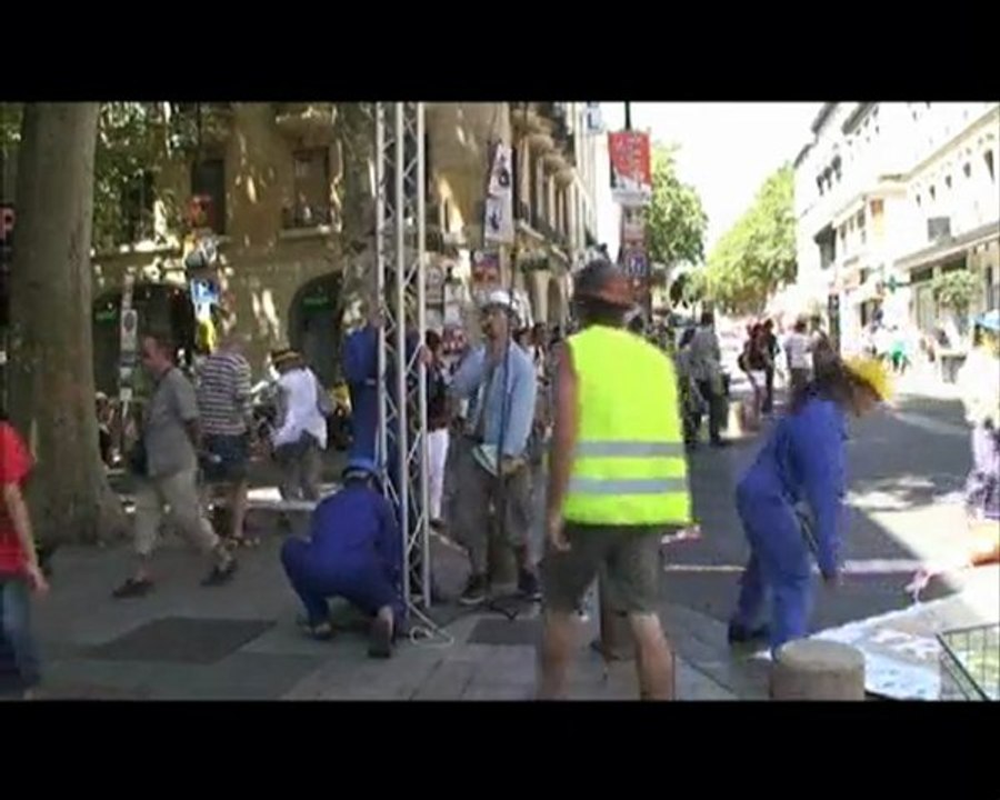 Arts de la rue - Le Petit Théâtre de Pain - Traces