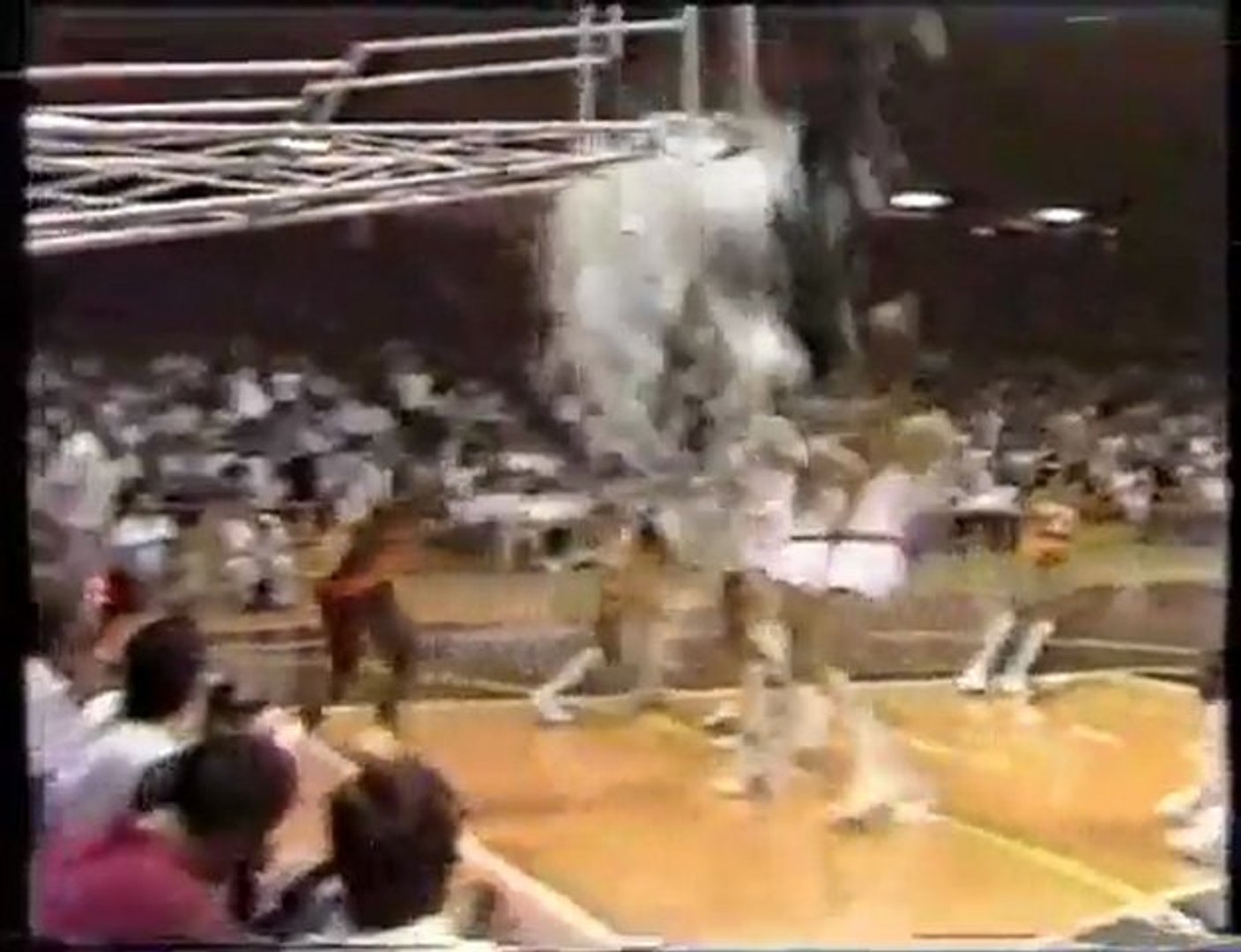 michael jordan breaking backboard