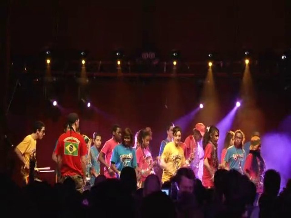 Les Batuc'ados au Cabaret sauvage 1er passage !! showw time