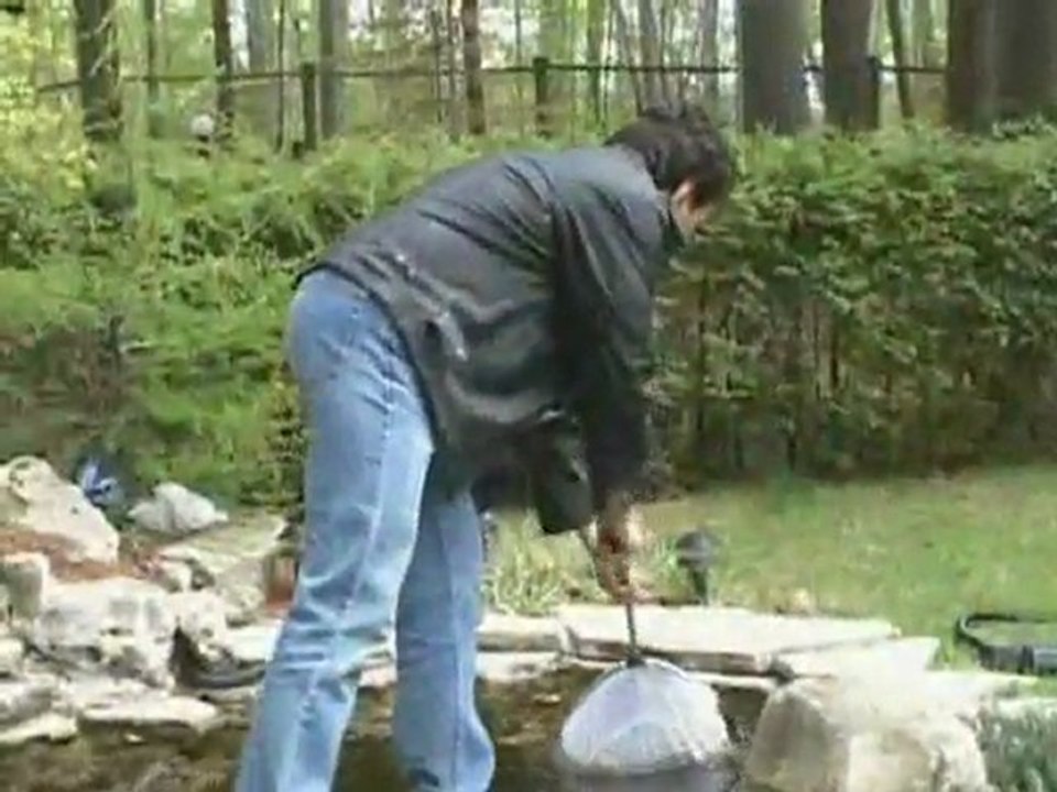 Laguna Pond Vac | Pondliner.com