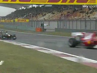 Vettel ve Hamilton'ın pitte yaşadıkları-trformula1.com