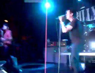 Billy Talent  Saint Veronika ( trabendo paris 2009)