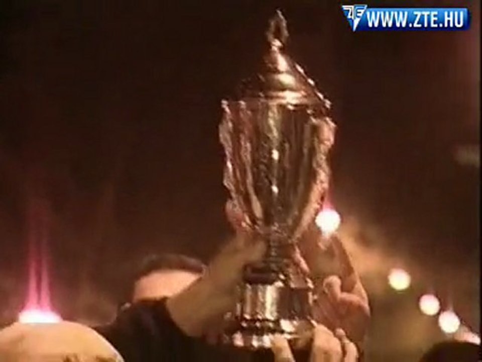 2010.04.17 Az MK-győztes ZTE KK ünneplése a Dísz téren