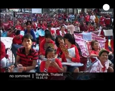 Thai troops patrol Bangkok business district