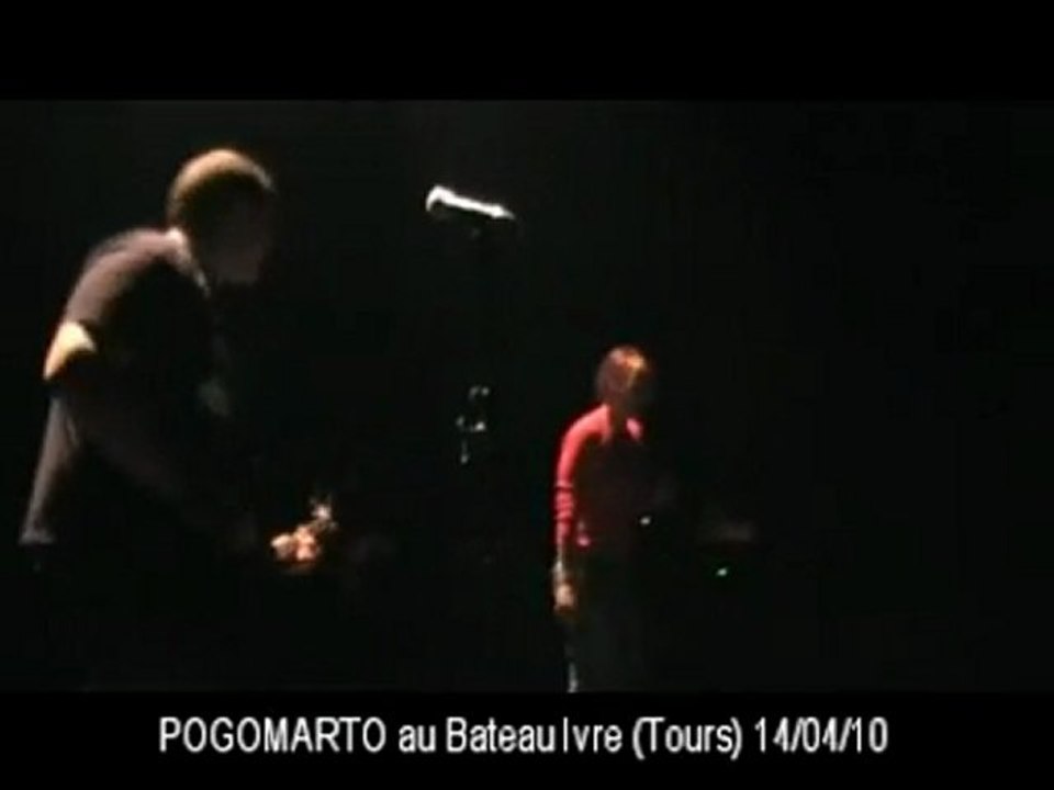 POGOMARTO "Un connard, une connasse"