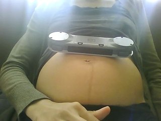 Bb qui fait bouger la télécommande!