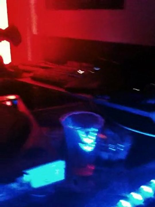 Karhot Disturbrainer Live@HARAKIRI LA POINTE LAFAYETTE