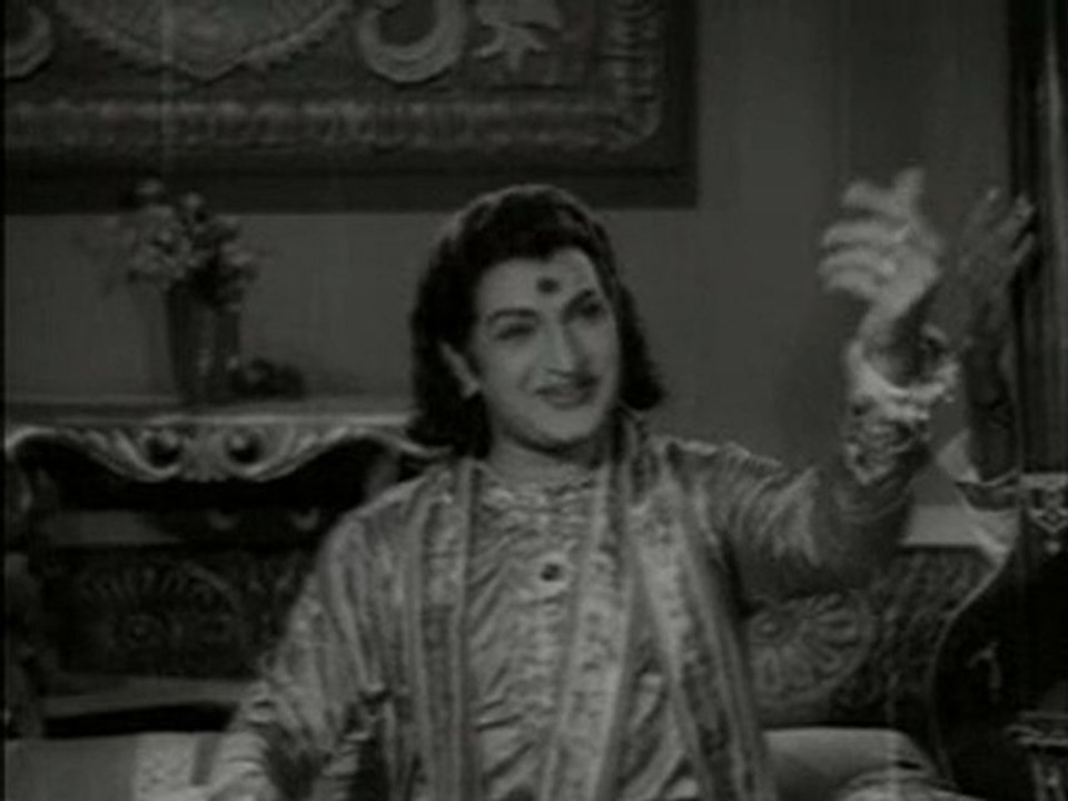 CHIKKADU DORAKADU 3