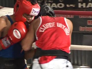 Philippines' hero Pacquiao aims to hit big in politics