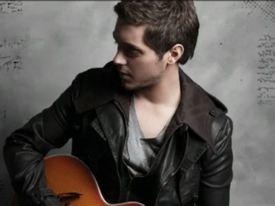 Mixalis Xatzigiannis  - Eisai Edw