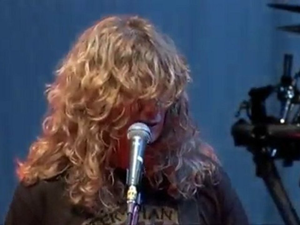 Megadeth - Symphony of Destruction - (Blood in the Water )