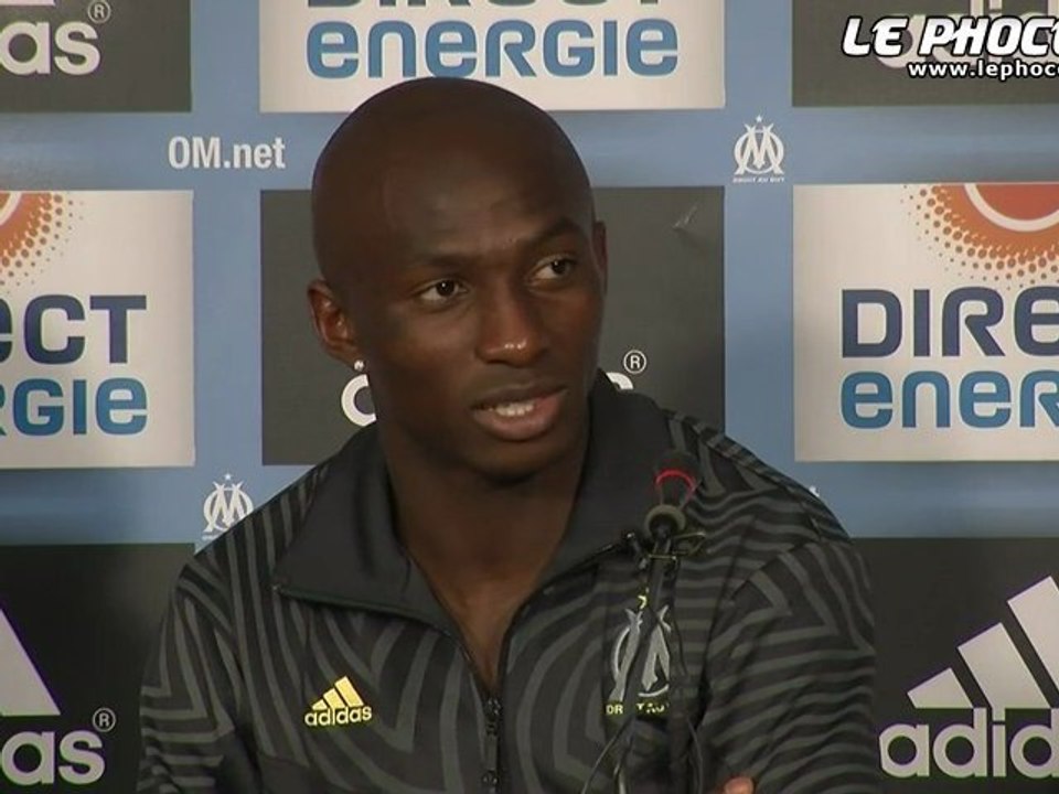 Mbia et ses danses avec Taiwo