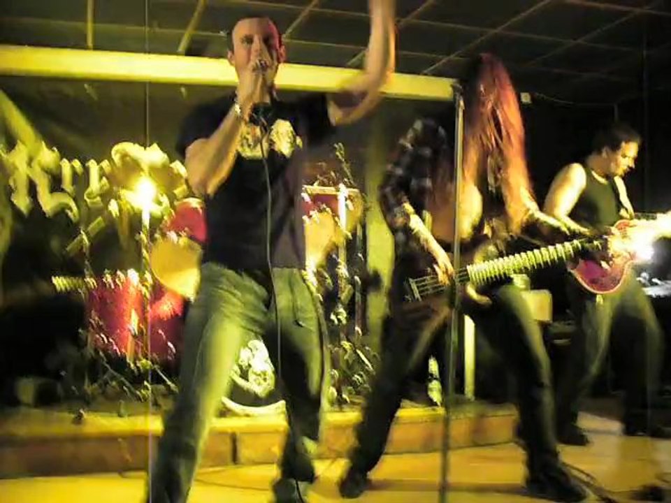 Britney Spears Womanizer Rock Metal Cover remix