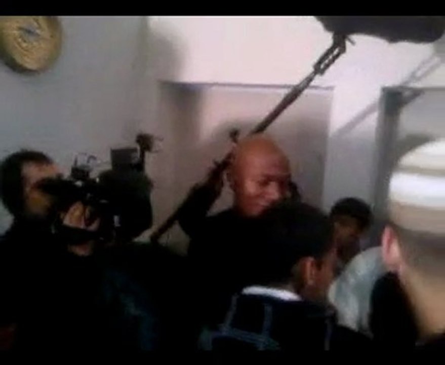 Mosquée ibn Baz reportage TF1 partie 1.00