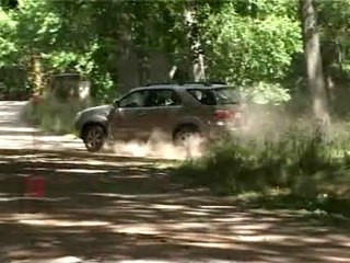 TOYOTA HILUX SW4 D4-D SRV AUTOMATIC. 4x4x7: TODO TERRENO...