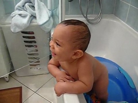 Lenny au bain avril 2010