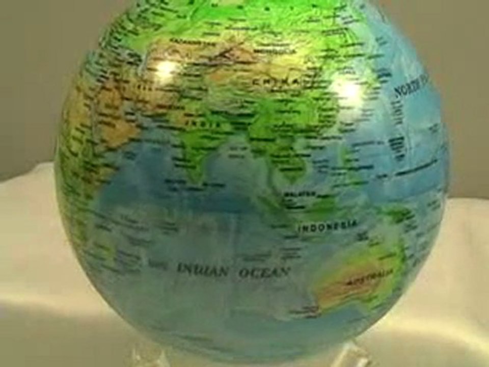 MOVA globe video