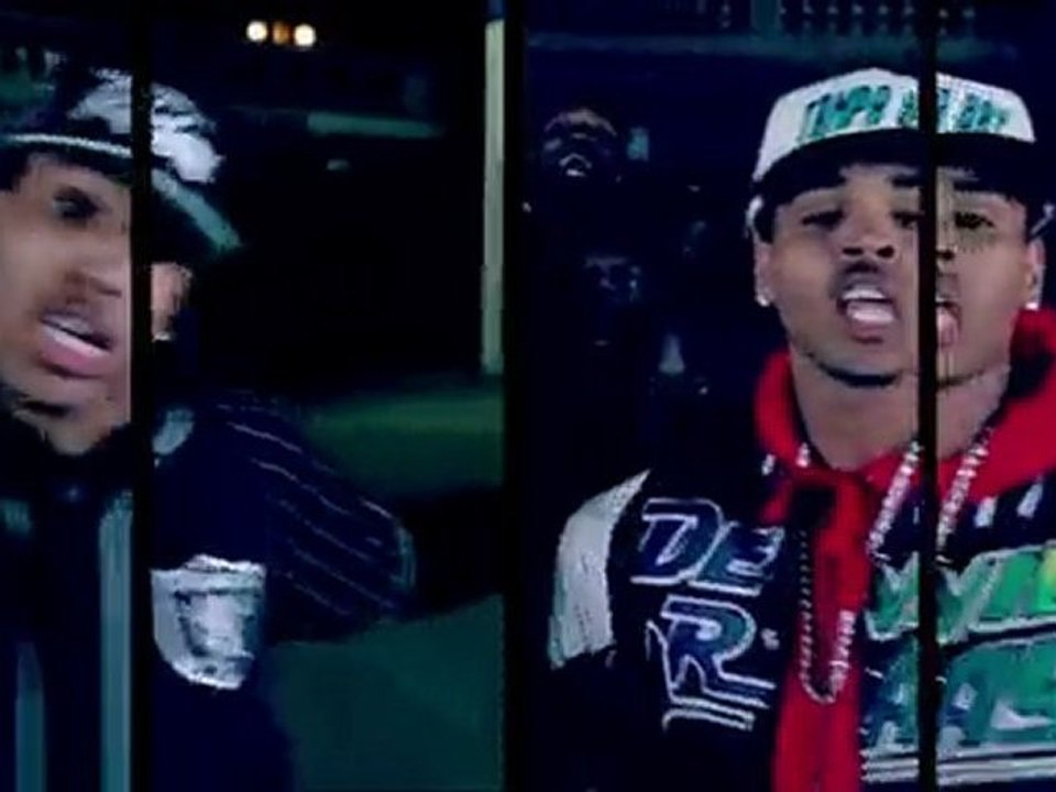 Holla At Me - Chris Brown & Tyga