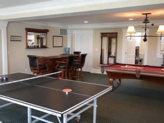 Hopkinton, Massachusetts real estate & homes | 52 Hayden Row