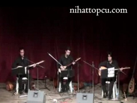 Salındı bahçaya girdi / Lal Bağlama Üçlüsü