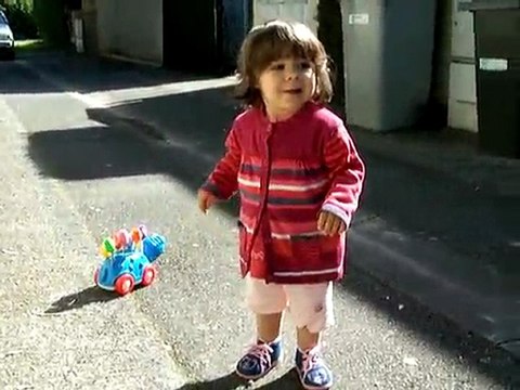 Ca c'est chouette ce jouet à tirer