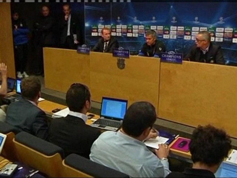 Guardiola keeps focus on Barca