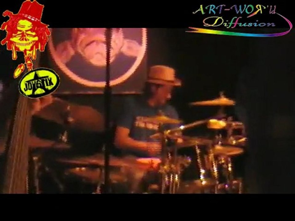 JOYSTIX (3) *Petits Musiciens* 10/4/2010 @ Péniche Agami