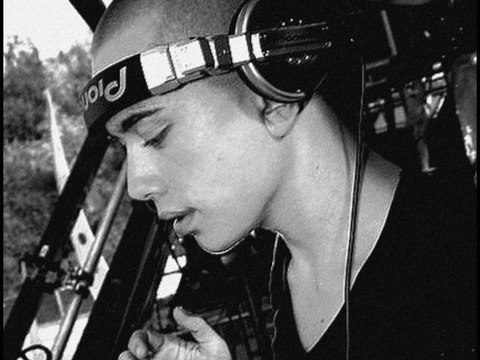 HEADHUNTERZ @ METROPOLIS BELGIUM OFFICIAL TRAILER 2010