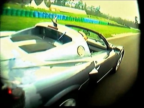 Opel Speedster Circuit Dreux commenté par Jacques Laffite