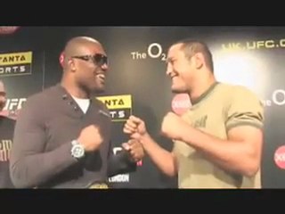 Dan Henderson has 2 missing teeth