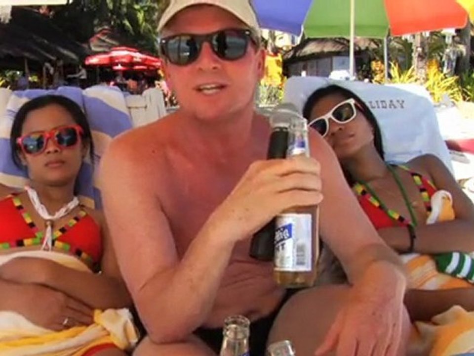 how to have a vacation and work
