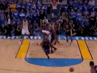 Andrew Bynum takes a pass from Kobe Bryant and finishes with