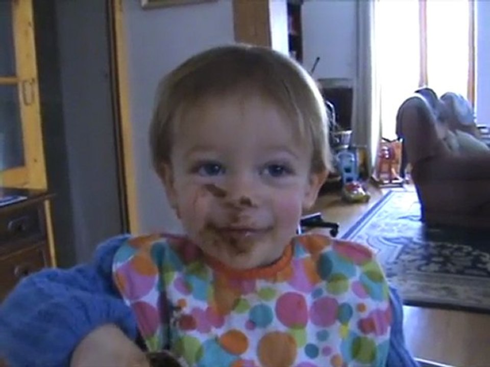 Louis chante 21 mois