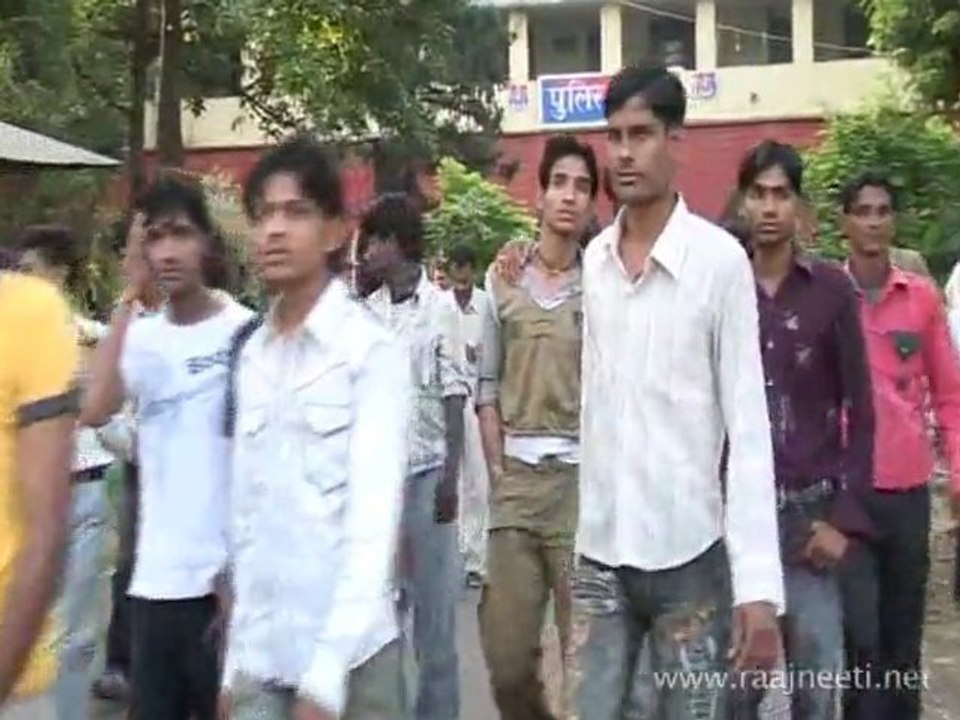 Raajneeti - Clothing & Feeding