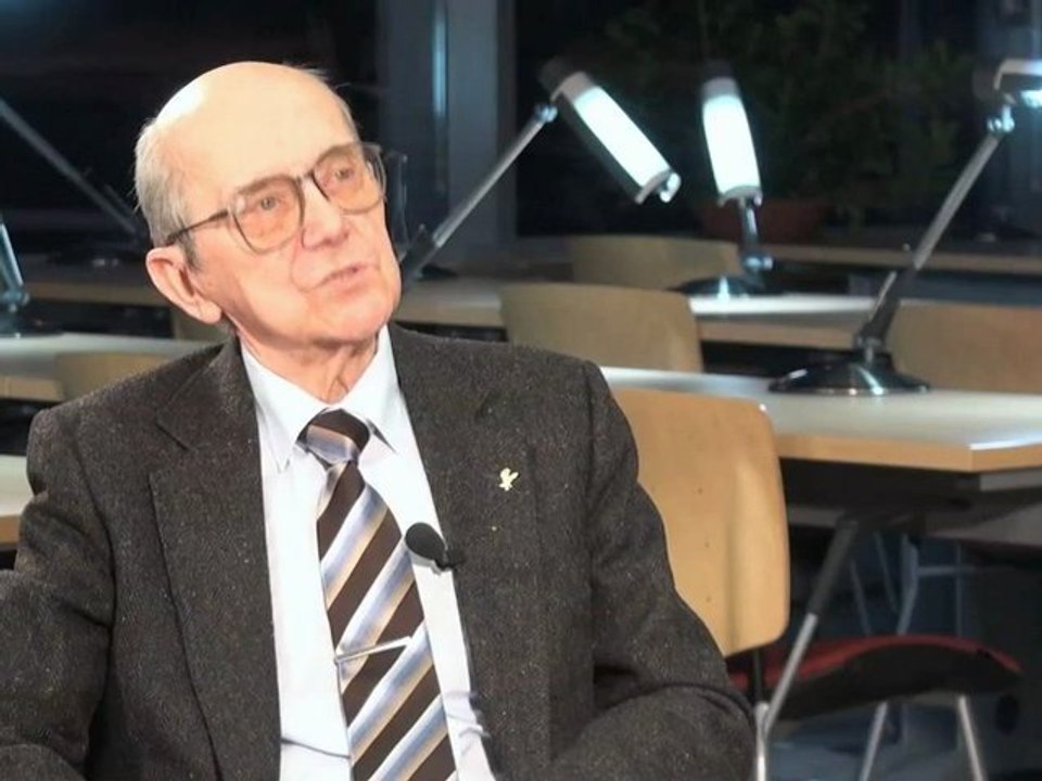 Między Nami - Ryszard Podlewski