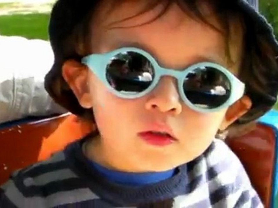 Maxime's holidays - 19 months - April 2010