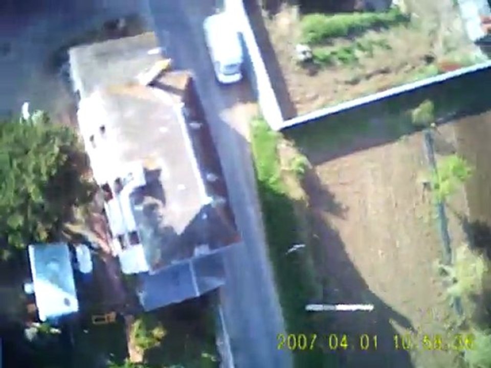 vol au dessus du village