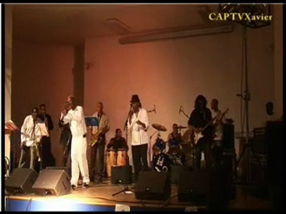 Groupe Révélation  Concert  LIve  à Lyon pour haiti