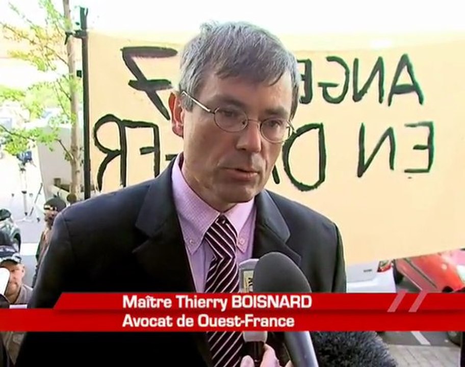 Annonce redressement judiciaire ANGERS 7 - 21/04/2010