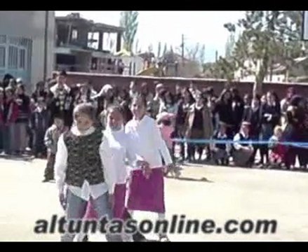 Altuntaş İlköğretim Okulu 23 Nisan 2010