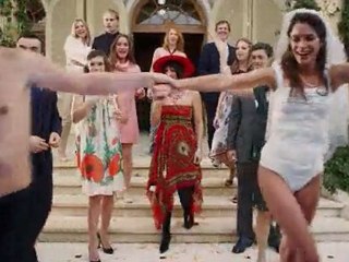 pub télé ALLIANCE PISCINES le mariage par TVLowCost