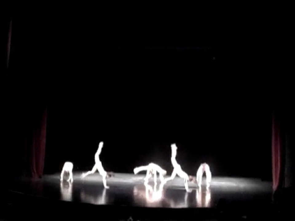 CLIP0035