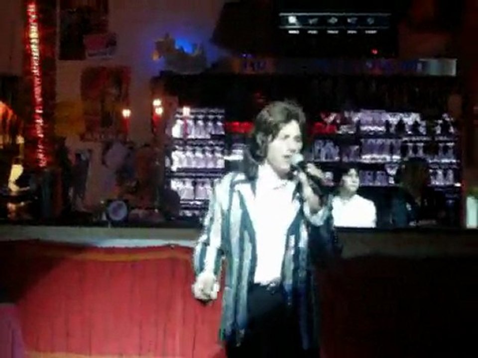 Claude Arena 062